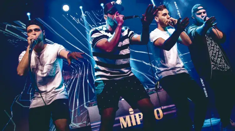 無線音響點燃舞台魅力，現場演出火力全開